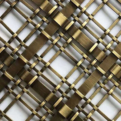 Bom preço Ouro electroplated Finish Decorative Metal Mesh para criar um espaço de varejo luxuoso on-line