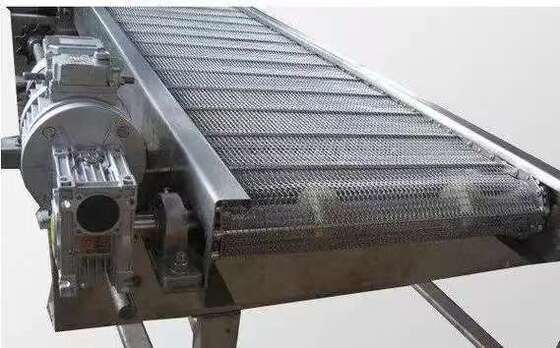 Good price The Precision Mesh Steel Wire Conveyor Belt Ensures High Efficiency In Screening And Coating. online